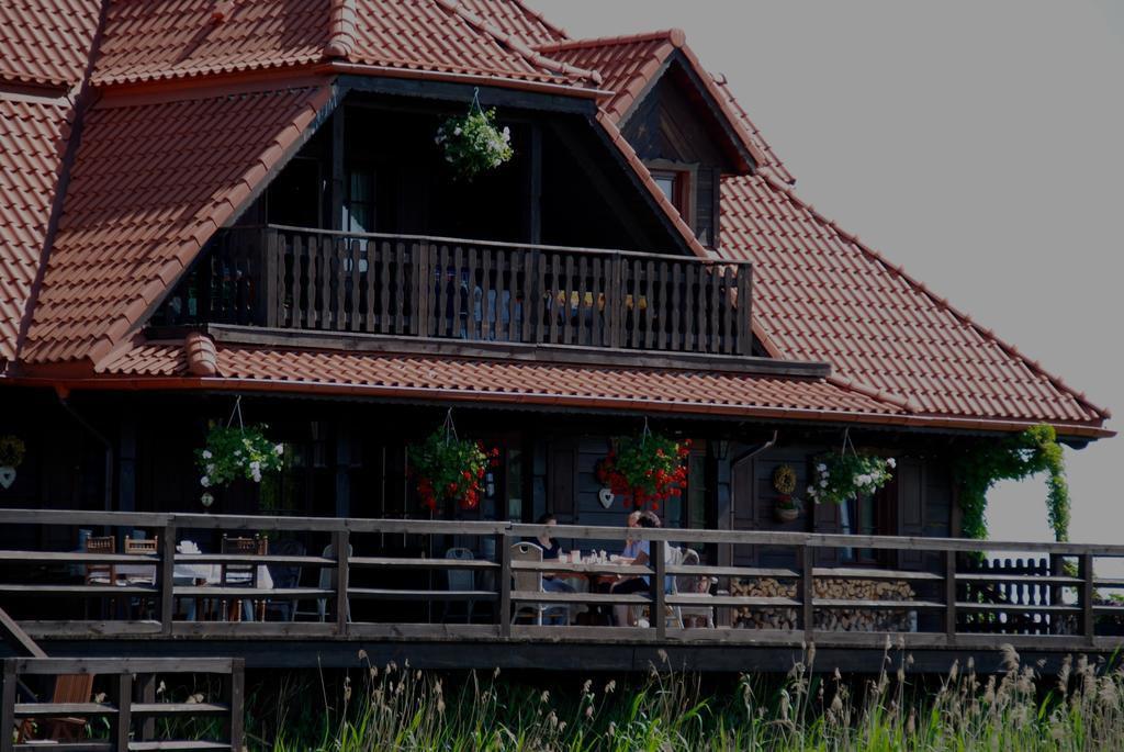 Dwór Łabędzie w Kiermusach Kiermusy Exterior foto