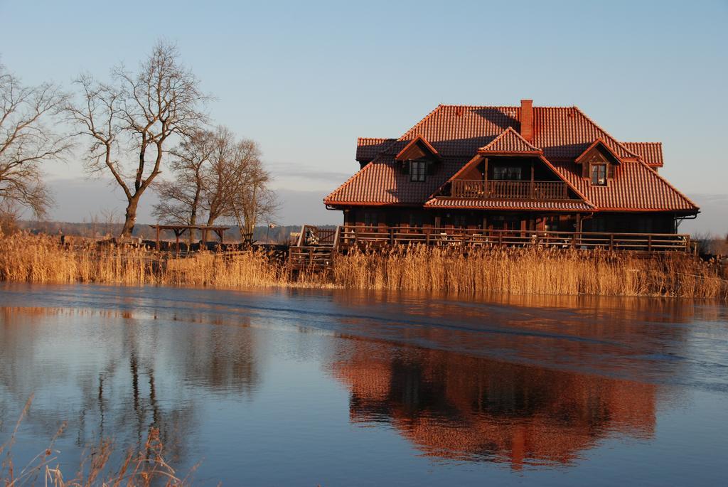 Dwór Łabędzie w Kiermusach Kiermusy Exterior foto